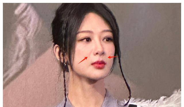 文娱圈信息：董洁与景甜同框土头土脑爆棚？杨高德娱乐紫赵丽颖合照引尴尬！(图1)