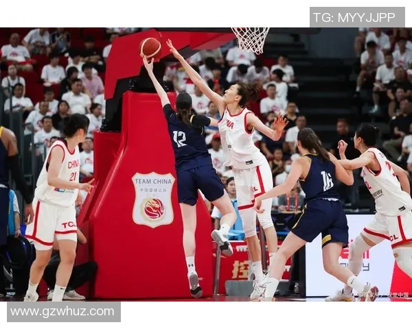 江苏女篮与八一女篮激战正酣谁能在这场巅峰对决中笑到最后 江苏女篮与八一女篮激战正酣谁能在这场巅峰对决中笑到最后